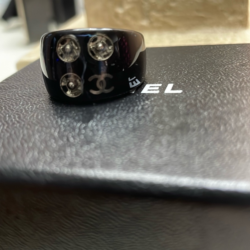 CC stamped Chanel black Resin Ring sz US 7 - Picture 4 of 14